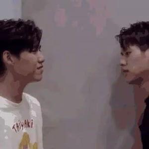 吃瓜的四个视频,揭秘热门视频背后的热点事件