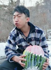 男人吃雪瓜视频网站,男人味蕾的极致诱惑